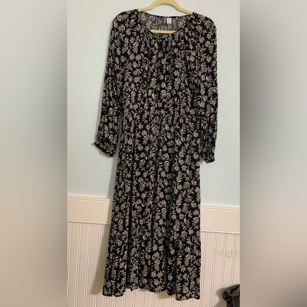 Black Midi/Maxi Dress with Long Sleeves